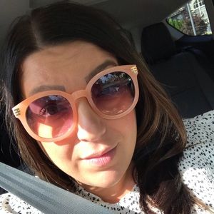 Meet your Posher, Tara